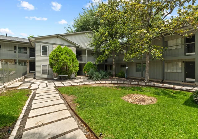 2303-e-side-dr-211-austin-tx-78704/hzid_74a1dd13