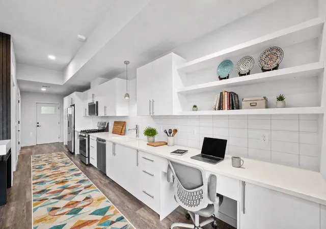 4004-banister-ln-209-austin-tx-78704/hzid_4ef79252