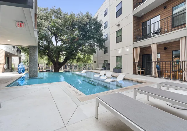 2500-longview-st-116-austin-tx-78705/hzid_443ff735