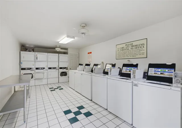 300-crockett-st-315-austin-tx-78704/hzid_ed6385f7