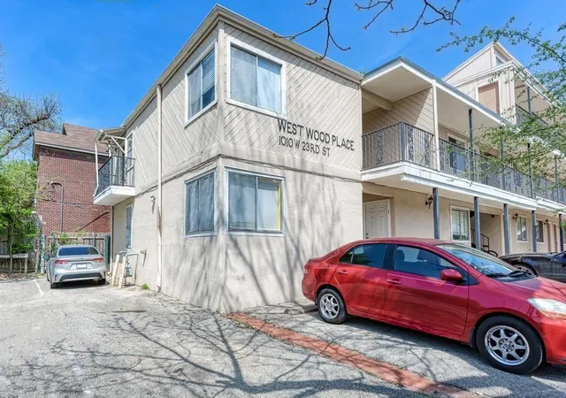 1010-w-23-st-11-austin-tx-78705/hzid_5da4962a