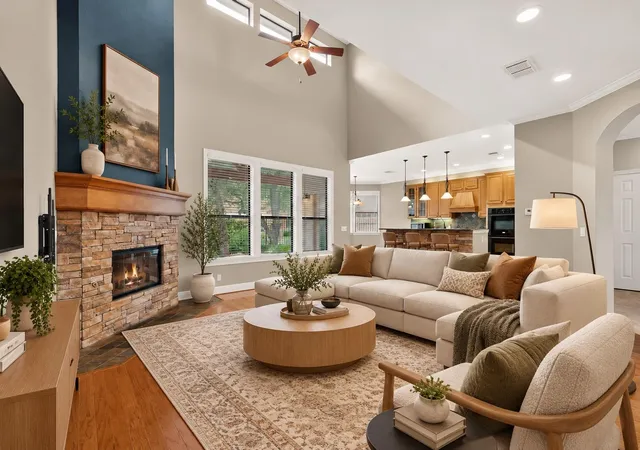 13933-ashton-woods-cir-71-austin-tx-78727/hzid_c5d1184f