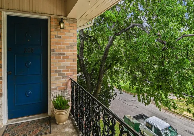 3309-grooms-st-208-2-austin-tx-78705/hzid_8b7d3265