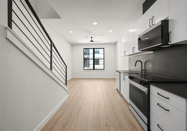 634-central-pkwy-1204-new-braunfels-tx-78130/hzid_52db908d