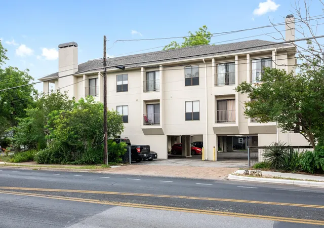 409-e-38th-street-101-austin-tx-78705/hzid_c7000fe8