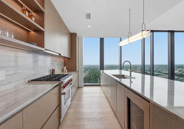 610-davis-st-4301-austin-tx-78701/hzid_b290adc3