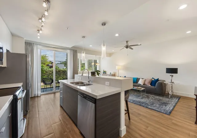 604-north-bluff-dr-144-austin-tx-78745/hzid_dea2f3ba