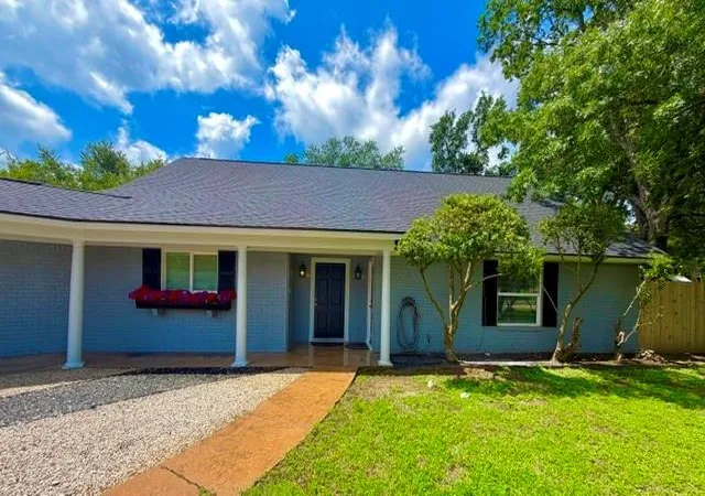 7303-whispering-creek-cir-a-b-austin-tx-78736/hzid_75d83d51