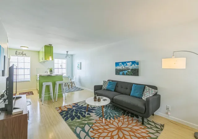 300-crockett-st-210-austin-tx-78704/hzid_283e3d60