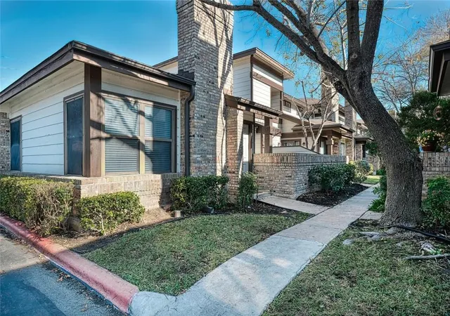 1748-ohlen-rd-74-austin-tx-78757/hzid_d0e1c16d