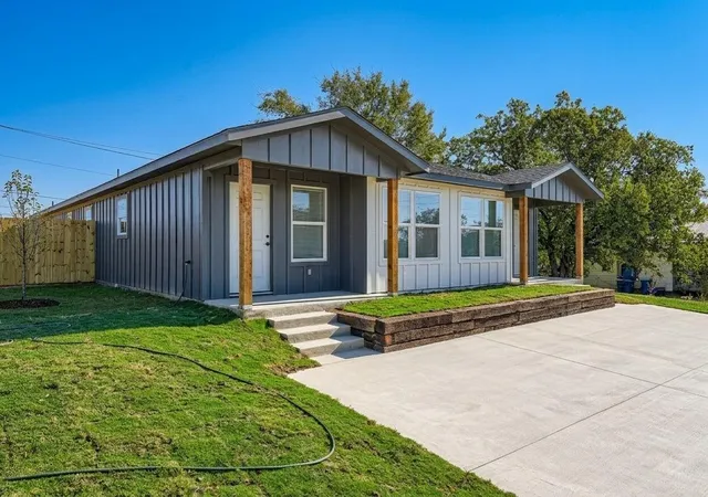 113-fisher-st-a-b-elgin-tx-78621/hzid_71c81d7c