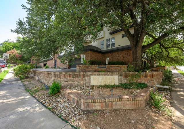 3001-cedar-st-102-austin-tx-78705/hzid_926a7e9d