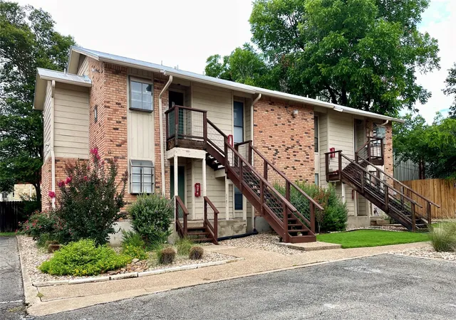 421-w-san-antonio-st-i-2-san-marcos-tx-78666/hzid_b124a780
