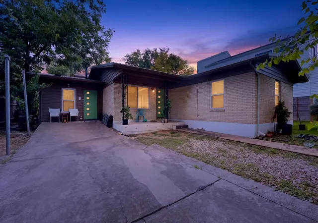108-w-croslin-st-a-b-austin-tx-78752/hzid_c53d536c