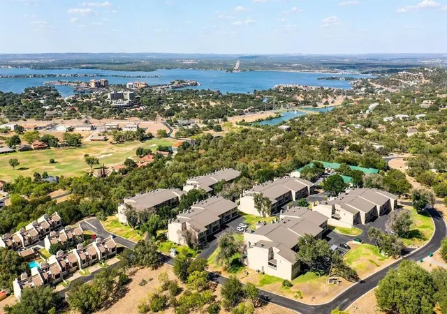 306-out-yonder-166-horseshoe-bay-tx-78657/hzid_6e697a2f