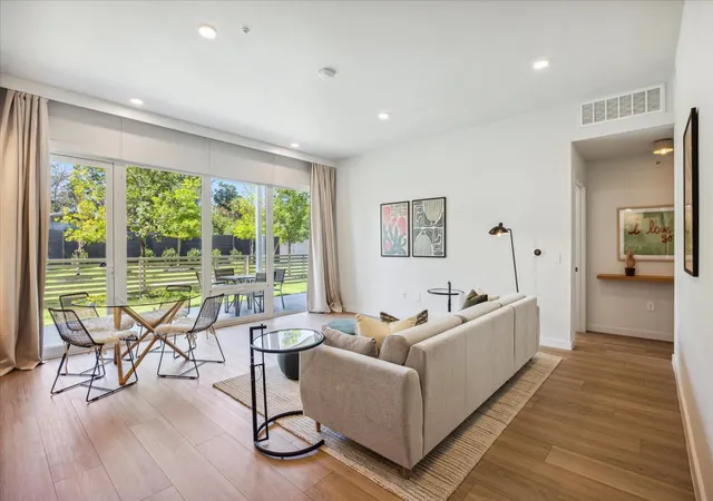 4004-banister-ln-115-austin-tx-78704/hzid_3d162d64
