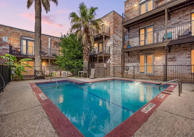 6501-e-hill-dr-111-austin-tx-78731/hzid_e3216a53