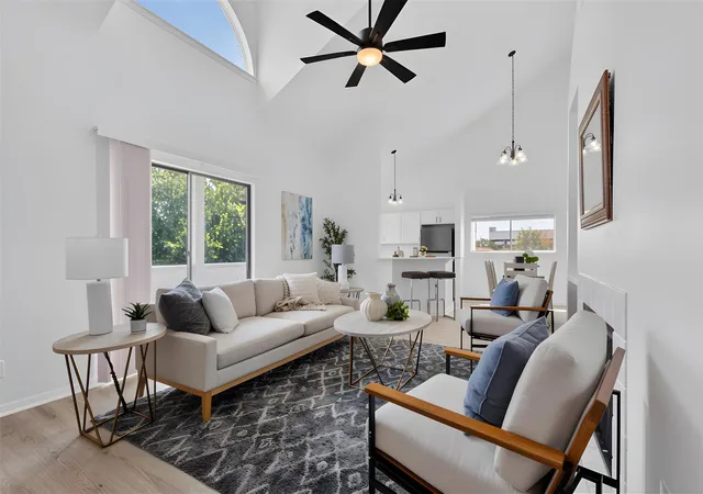 923-e-41st-street-210-austin-tx-78751/hzid_9af70817