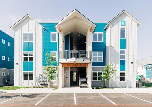 7051-meadow-lake-blvd-9302-austin-tx-78744/hzid_06183109