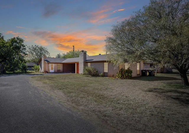 2402-cottonwood-dr-georgetown-tx-78628/hzid_1329d142