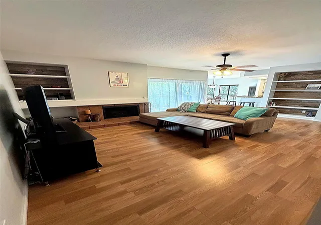 4711-spicewood-springs-rd-164-austin-tx-78759/hzid_a1e4d2de