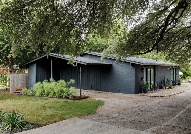 5212-woodrow-ave-a-b-c-austin-tx-78756/hzid_628f464d