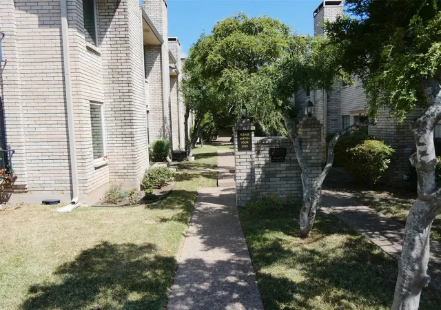 8400-jamestown-dr-204-austin-tx-78758/hzid_d747c476