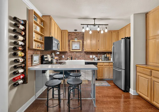 2500-steck-ave-4-austin-tx-78757/hzid_224ad1f4