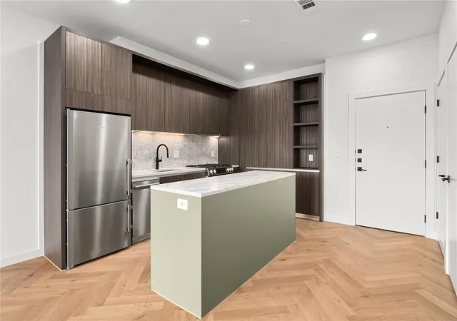 2209-s-1st-street-311-austin-tx-78704/hzid_d2ab3d84