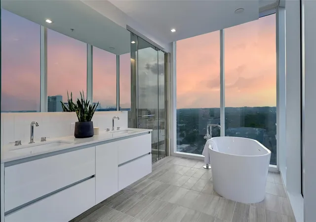 313-w-17th-street-2204-austin-tx-78701/hzid_249c29a1