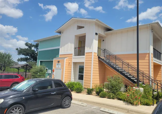8601-w-gate-blvd-8204-austin-tx-78745/hzid_4cc1bdf8