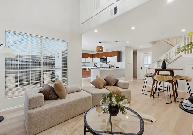 8330-fathom-cir-505-austin-tx-78750/hzid_634ad888