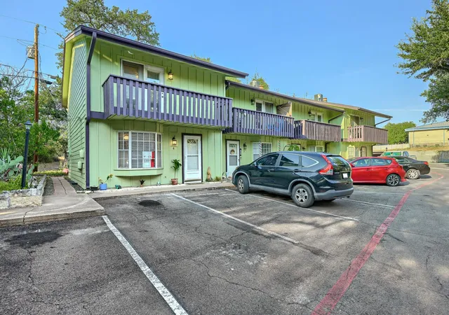 20223-travis-dr-4-jonestown-tx-78645/hzid_6d590614