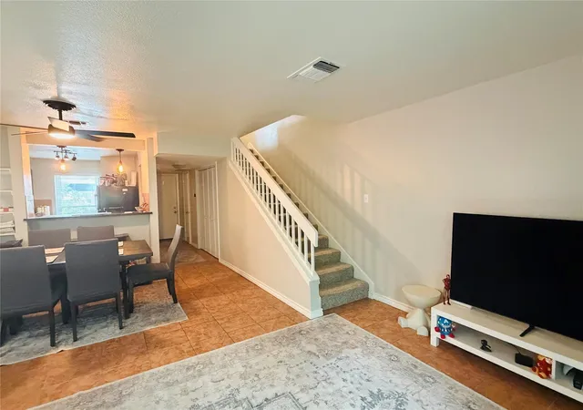 2018-w-rundberg-ln-12b-austin-tx-78758/hzid_ca02dc25