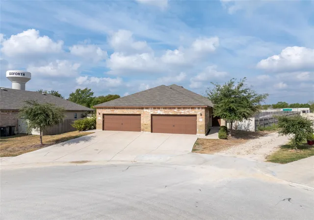 265-joanne-loop-a-b-buda-tx-78610/hzid_e5ac25dd