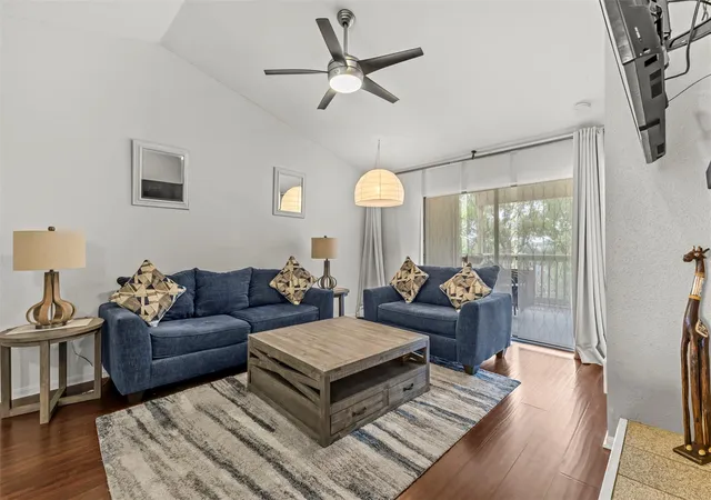 2450-wickersham-ln-1606-austin-tx-78741/hzid_2556e41f