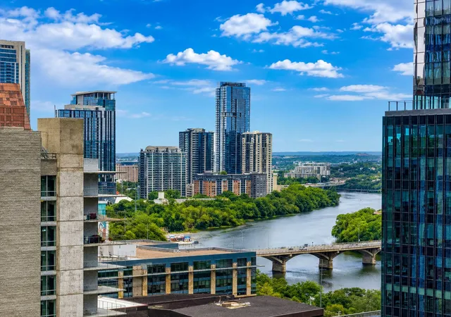 360-nueces-st-2005-austin-tx-78701/hzid_c4f16c11