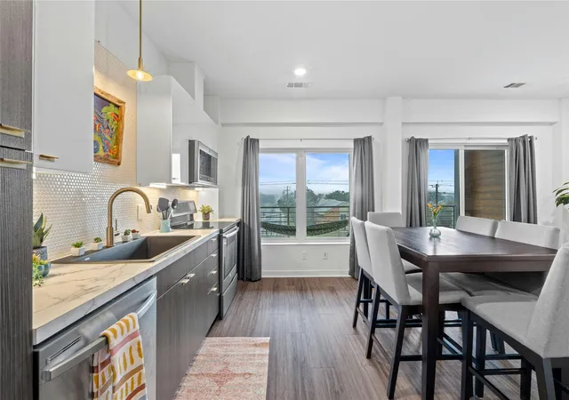 4361-s-congress-ave-402-austin-tx-78745/hzid_98b9f729