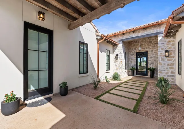 100-encantada-horseshoe-bay-tx-78657/hzid_b2eca6cf