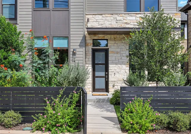 4104-prosper-ln-austin-tx-78731/hzid_f3d4167a