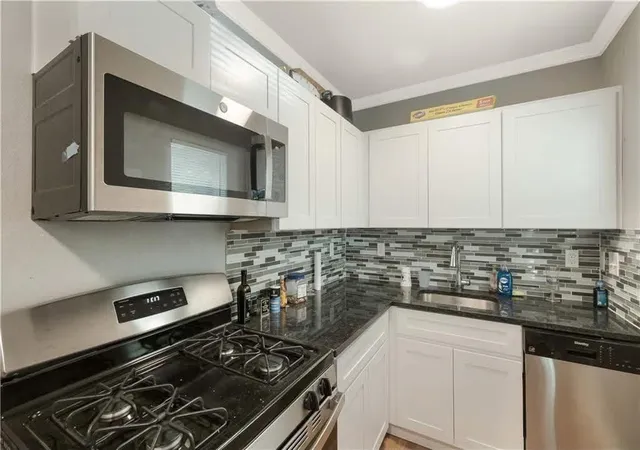 204-e-30th-street-102-austin-tx-78705/hzid_0bc277e4