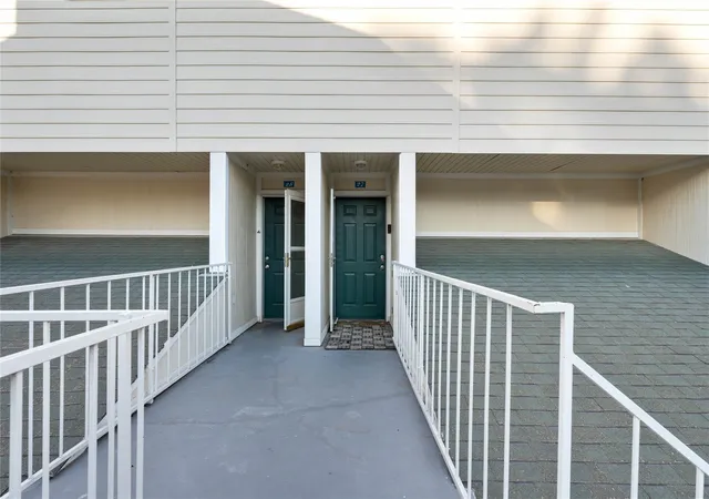 1818-s-lakeshore-blvd-27-austin-tx-78741/hzid_84017d35