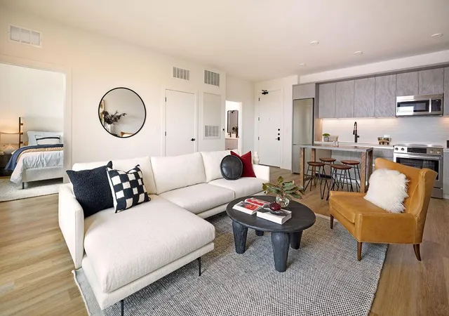 4315-s-congress-ave-410-austin-tx-78745/hzid_2dba05ec