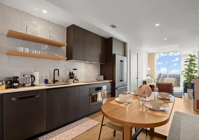 48-east-ave-2707-austin-tx-78701/hzid_7fcc1b94