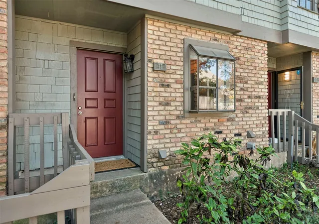 7122-wood-holw-dr-73-austin-tx-78731/hzid_818616c9