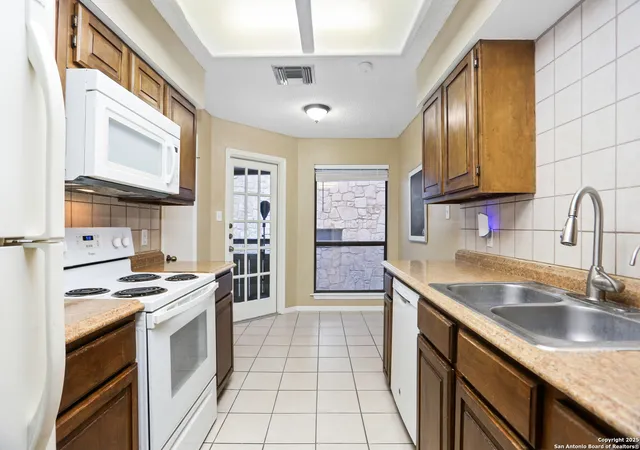 7738-chambers-rd-1203-san-antonio-tx-78229/hzid_3364cb15