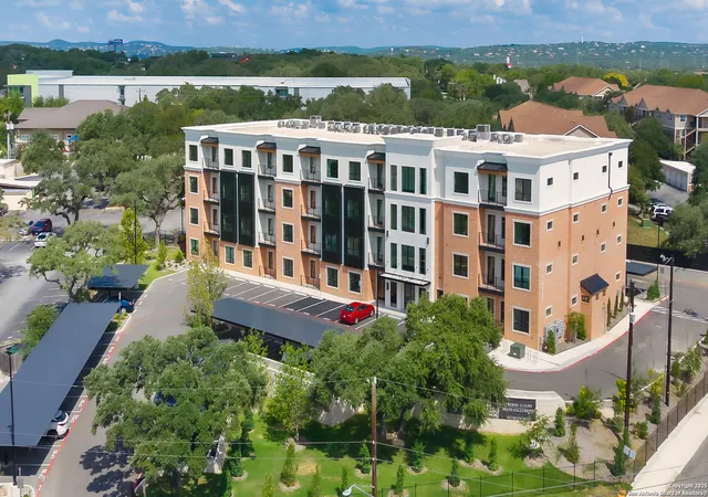 10899-s-hausman-204-san-antonio-tx-78250/hzid_35dbd3f2