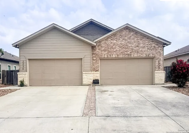 2232-and-2234-avery-village-new-braunfels-tx-78130/hzid_20f6c89a