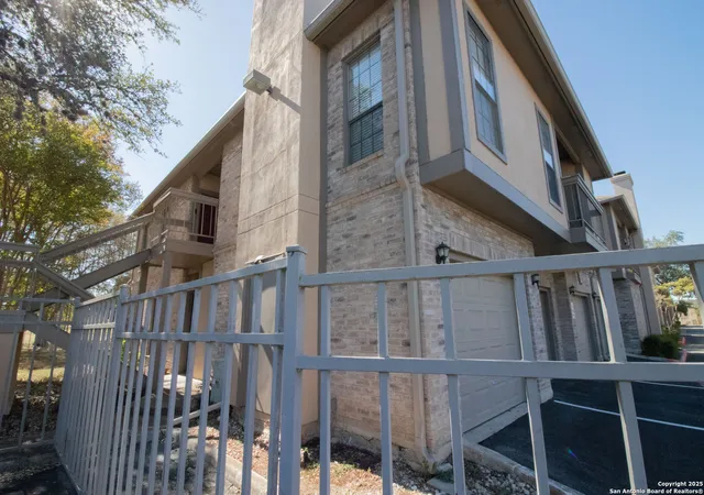 11839-parliament-122-san-antonio-tx-78216/hzid_927dc946