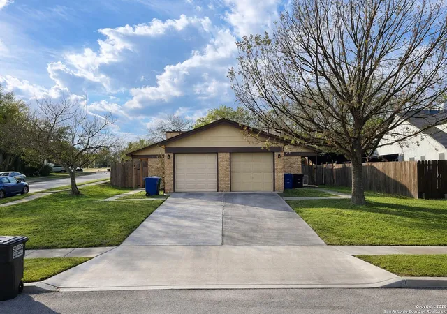 14427-woods-hole-san-antonio-tx-78233/hzid_5d7cbe5f